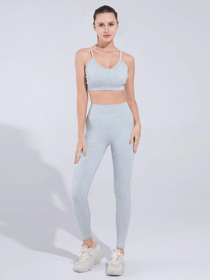 Moisture Wicking Beauty Back Yoga Set Light Gray